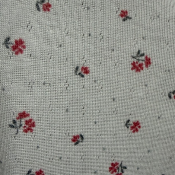 PS Kate Chic V-Neck Floral Women’s Tee - Picture 3 of 4